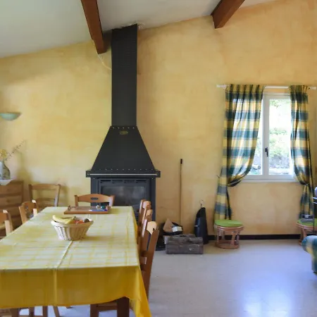 Σπίτι διακοπών Beautiful Holiday In With Hill View *
